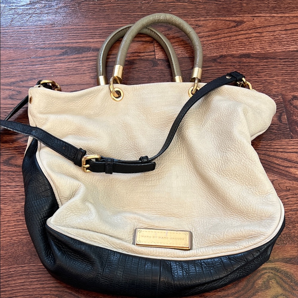 Marc by Marc Jacobs Black and Cream Shoulder Bag